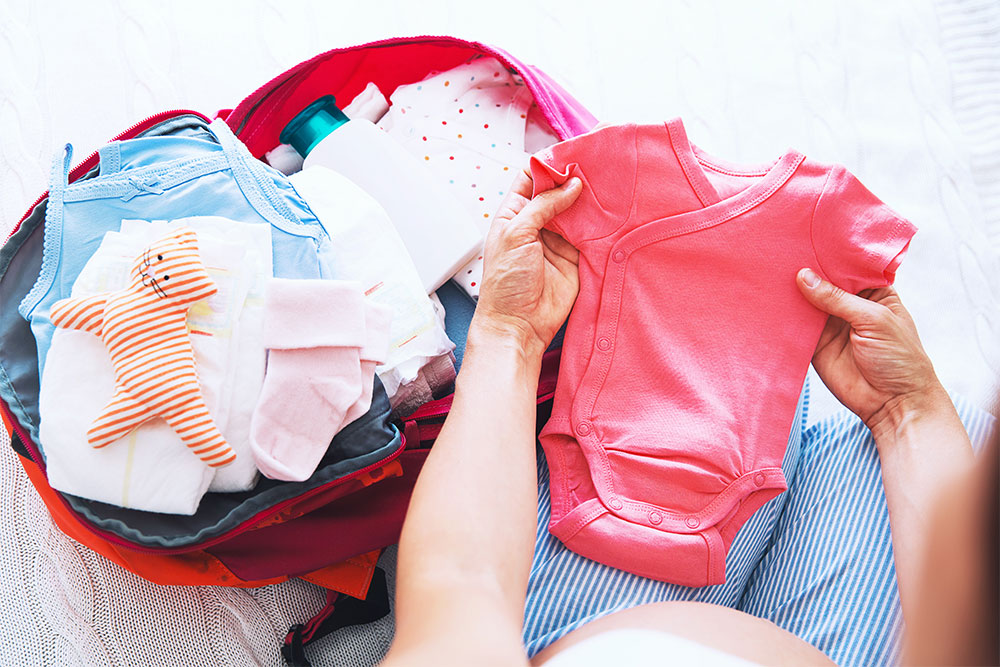 8 Best Gifts For New Moms That Truly Make A Difference