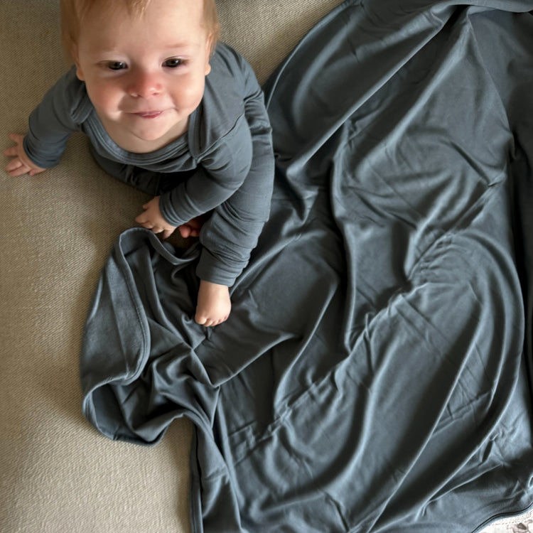 Fleece Blanket 1.6 TOG - Hush by gunamuna