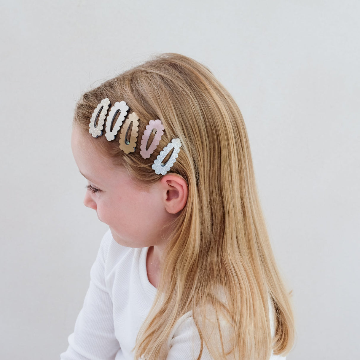 Scallop Mini Clic Clacs by Mimi & Lula