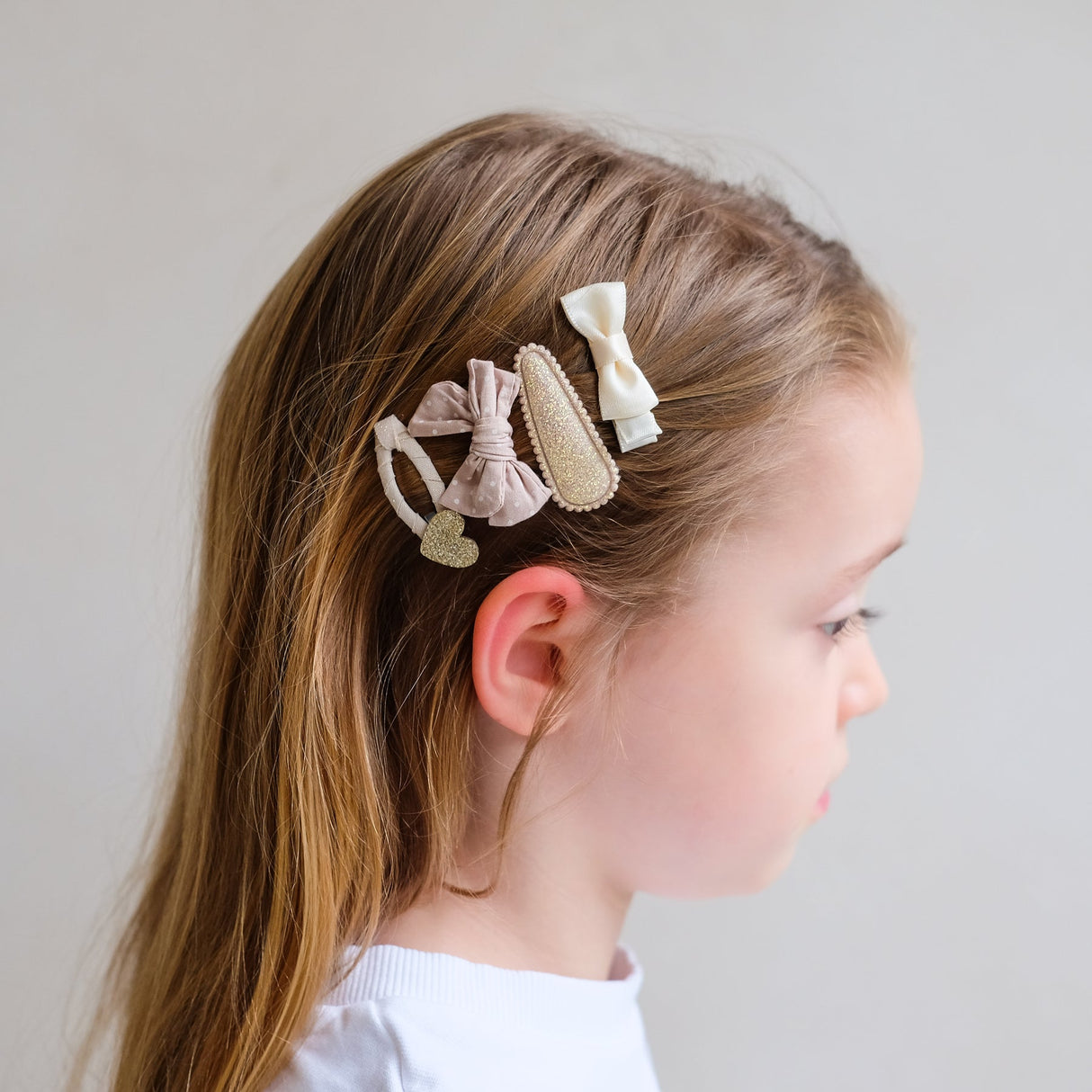 My first hair accessories- Neutral by Mimi & Lula