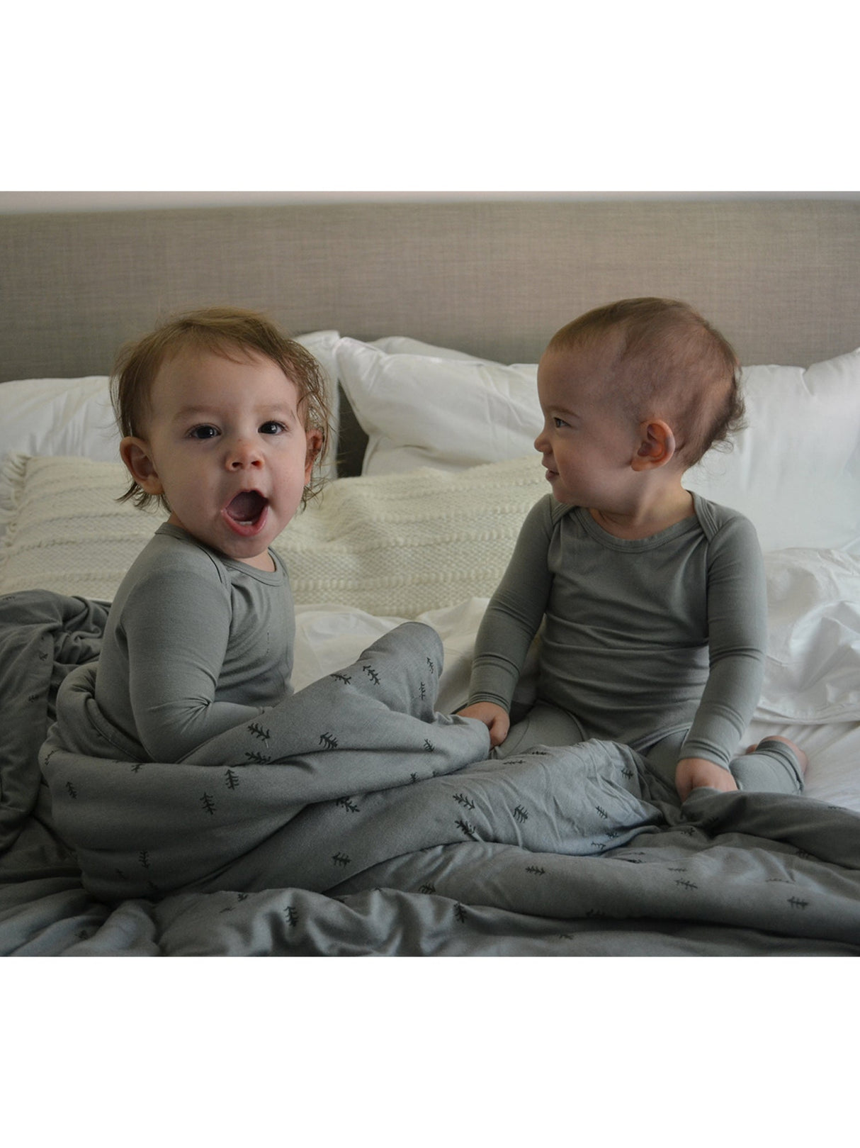 Toddler Cloud Blanket - Forest / 1.0 TOG by gunamuna