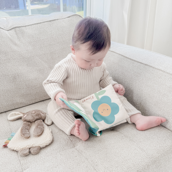 Itzy Learn & Snuggle Gift Set™ by Itzy Ritzy