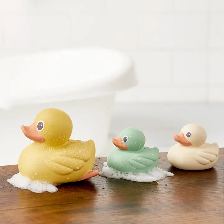 Itzy Ducky Family™ by Itzy Ritzy