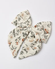 Bow || Holiday Floral by Quincy Mae