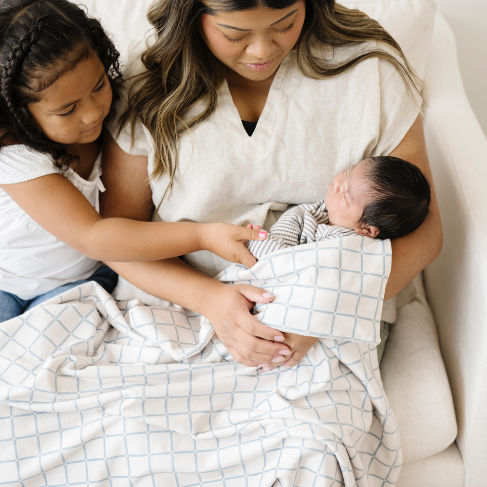Minky Stretch Receiving Blanket- Grid by Saranoni