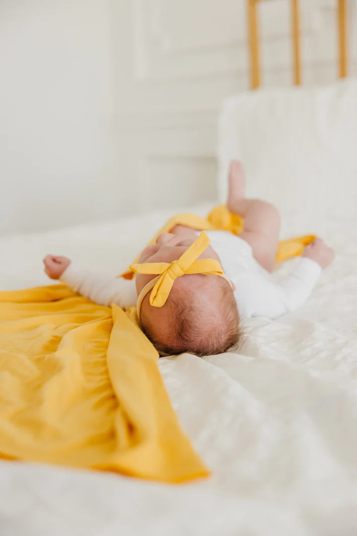 Ribbon Nylon Bow in Banana by Copper Pearl