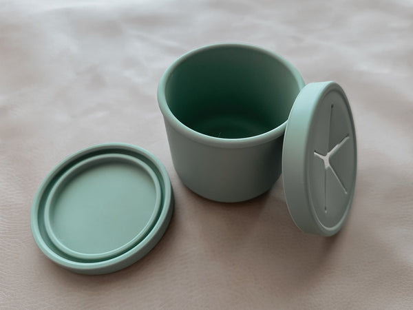 Spill-Proof Snack Cup - Leaf by noüka