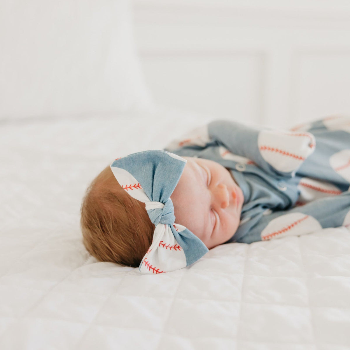 Knit Headband Bow in Slugger by Copper Pearl