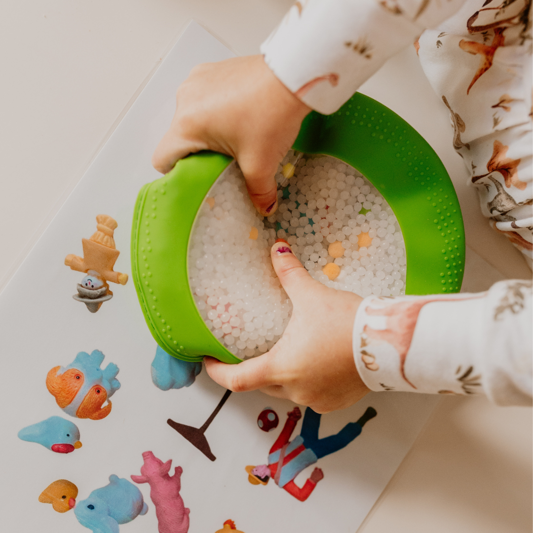 Jellystone Peekaboo Sensory Bag - Farm by Glo Pals