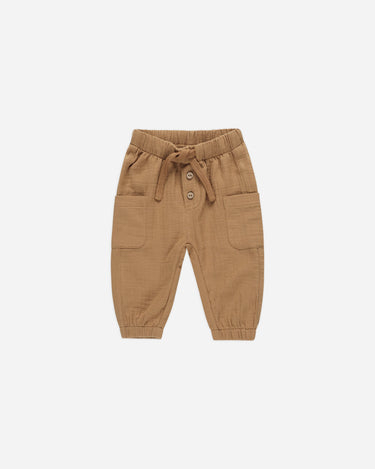 Luca Pant || Golden by Quincy Mae