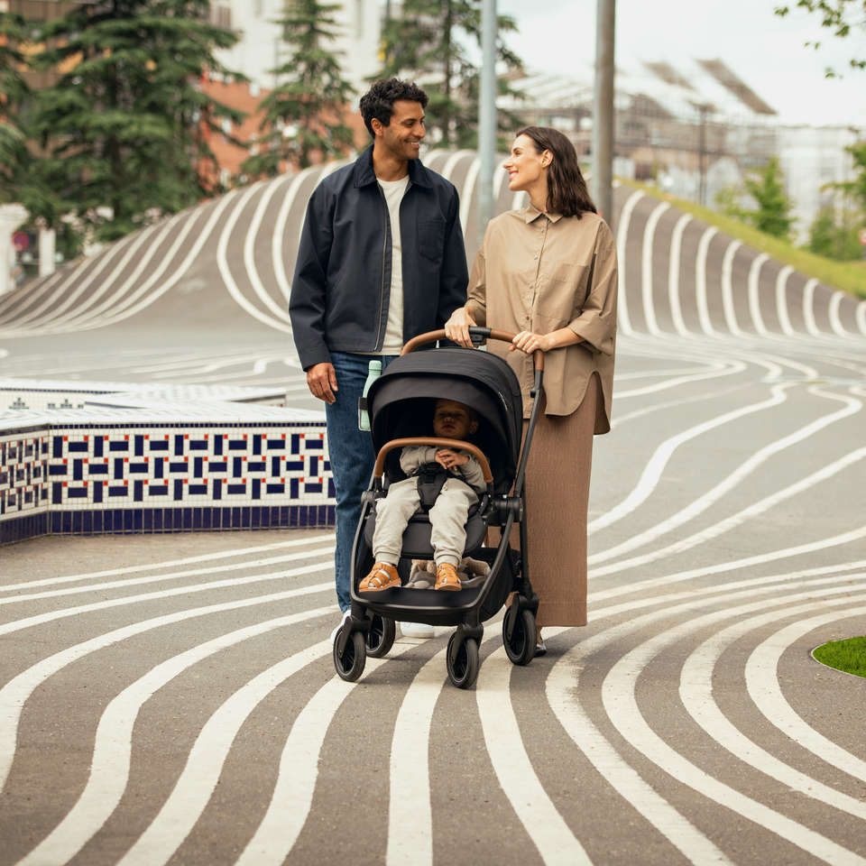 Nuna SWIV Stroller