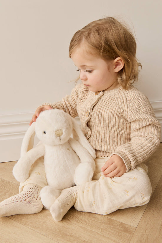 Snuggle Bunnies- Penelope- Marshmallow by Jamie Kay