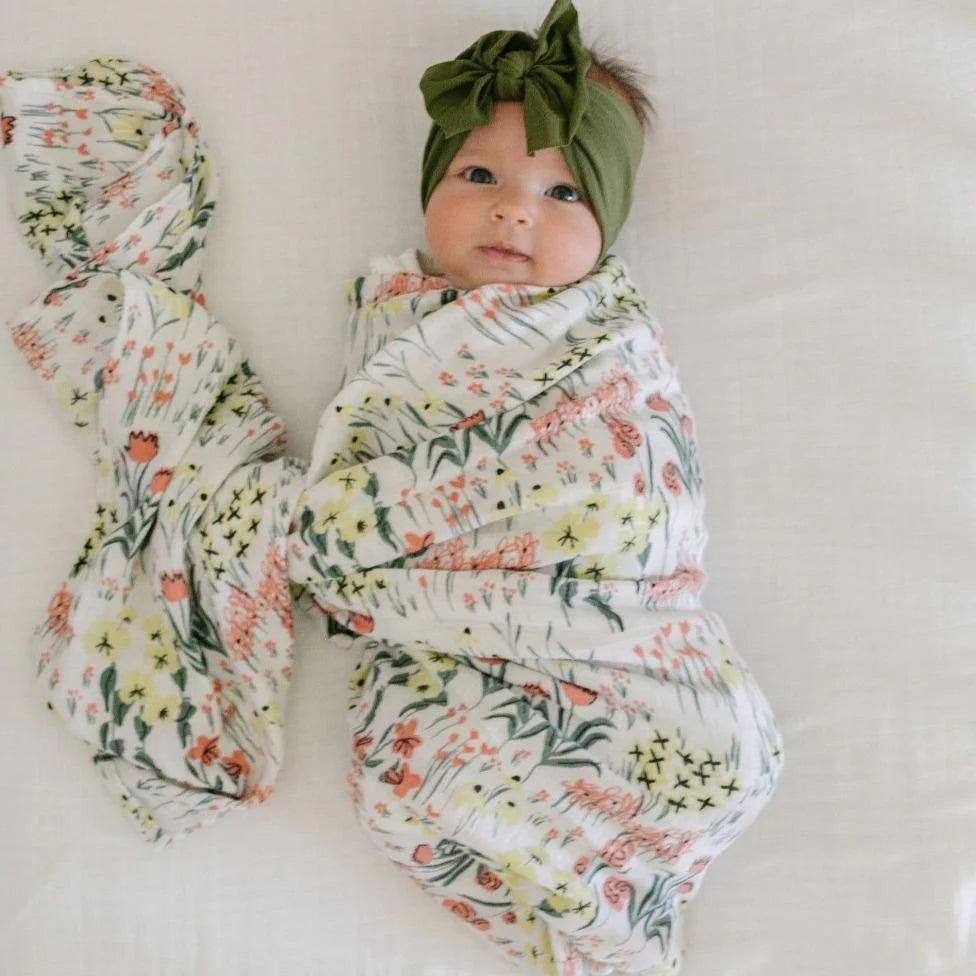 Bamboo Raylon Muslin Swaddle in Roadside Picks by Saranoni