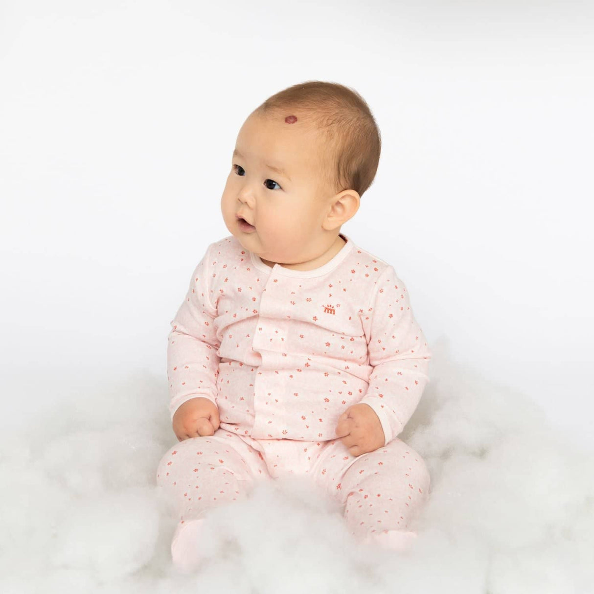 chloe organic cotton magnetic footie by magnetic me