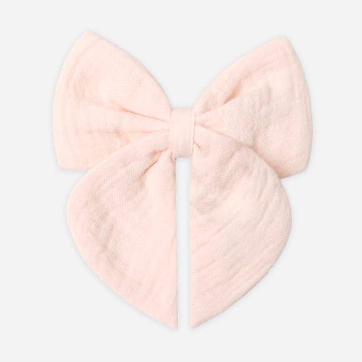 Bow || Petal by Quincy Mae