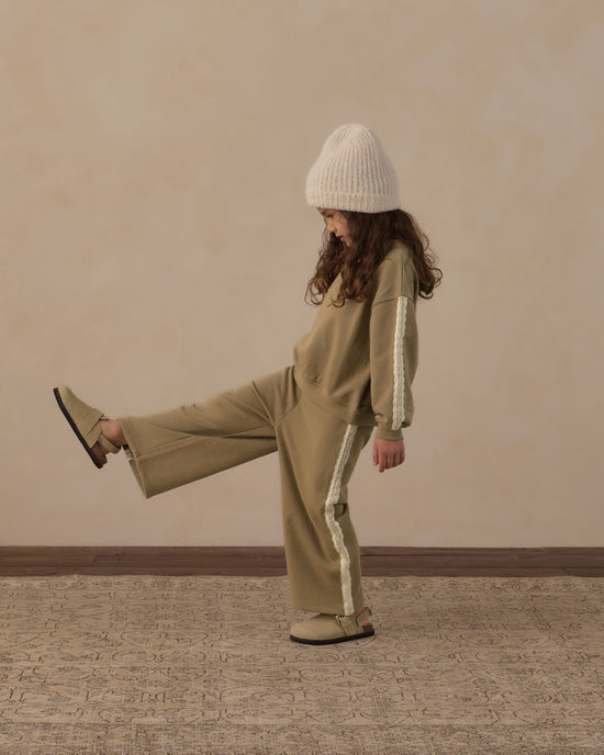 Wide Leg Sweatpant || Olive by Rylee + Cru