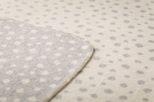 Juwel Set- Blanket in Puppet Bee by Indigo 11