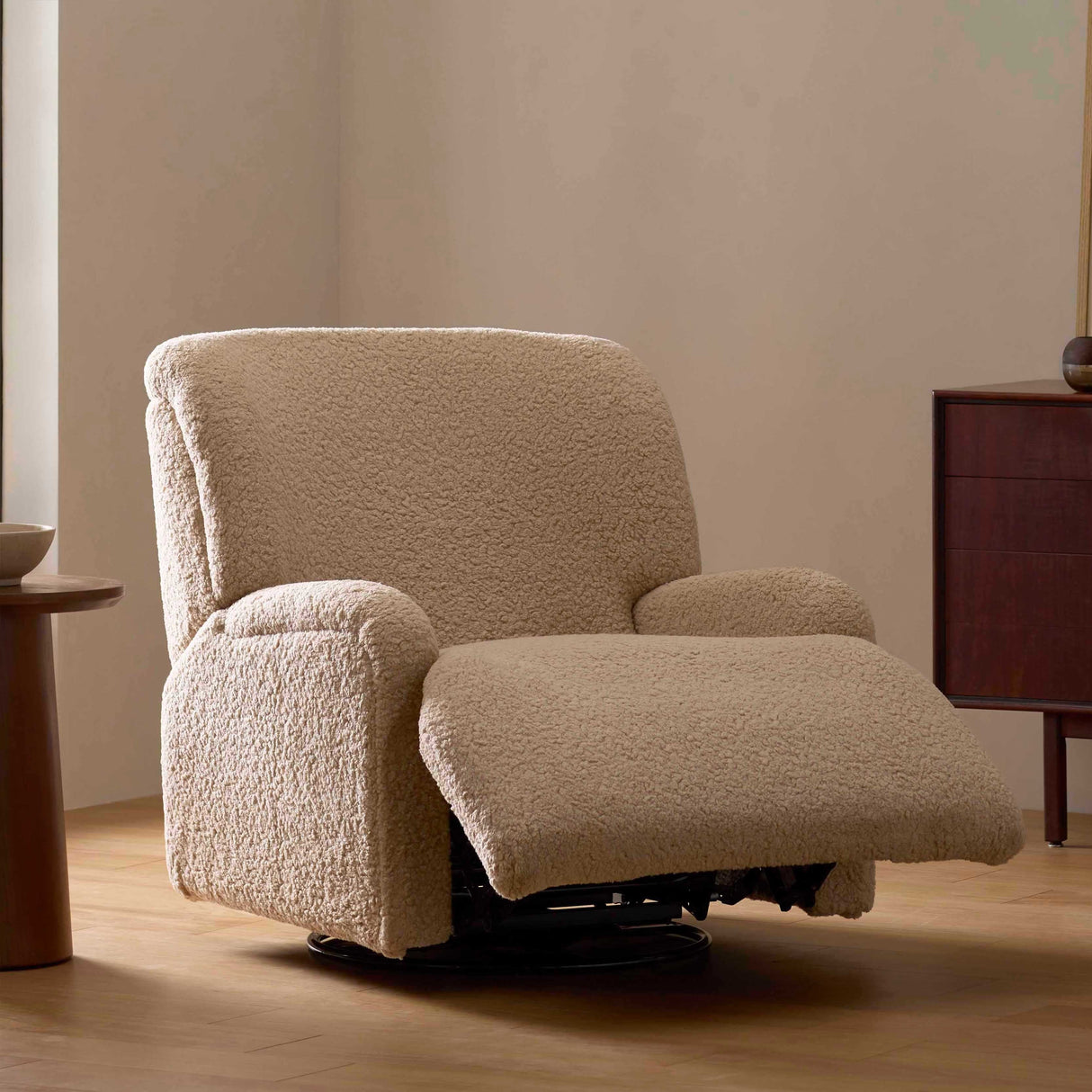 Babyletto Winslow Extra Wide Recliner and Swivel Glider
