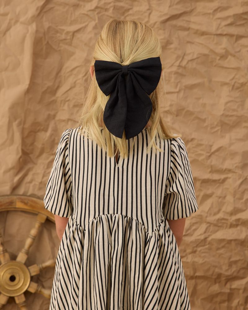 Oversized Bow || Black by Rylee + Cru