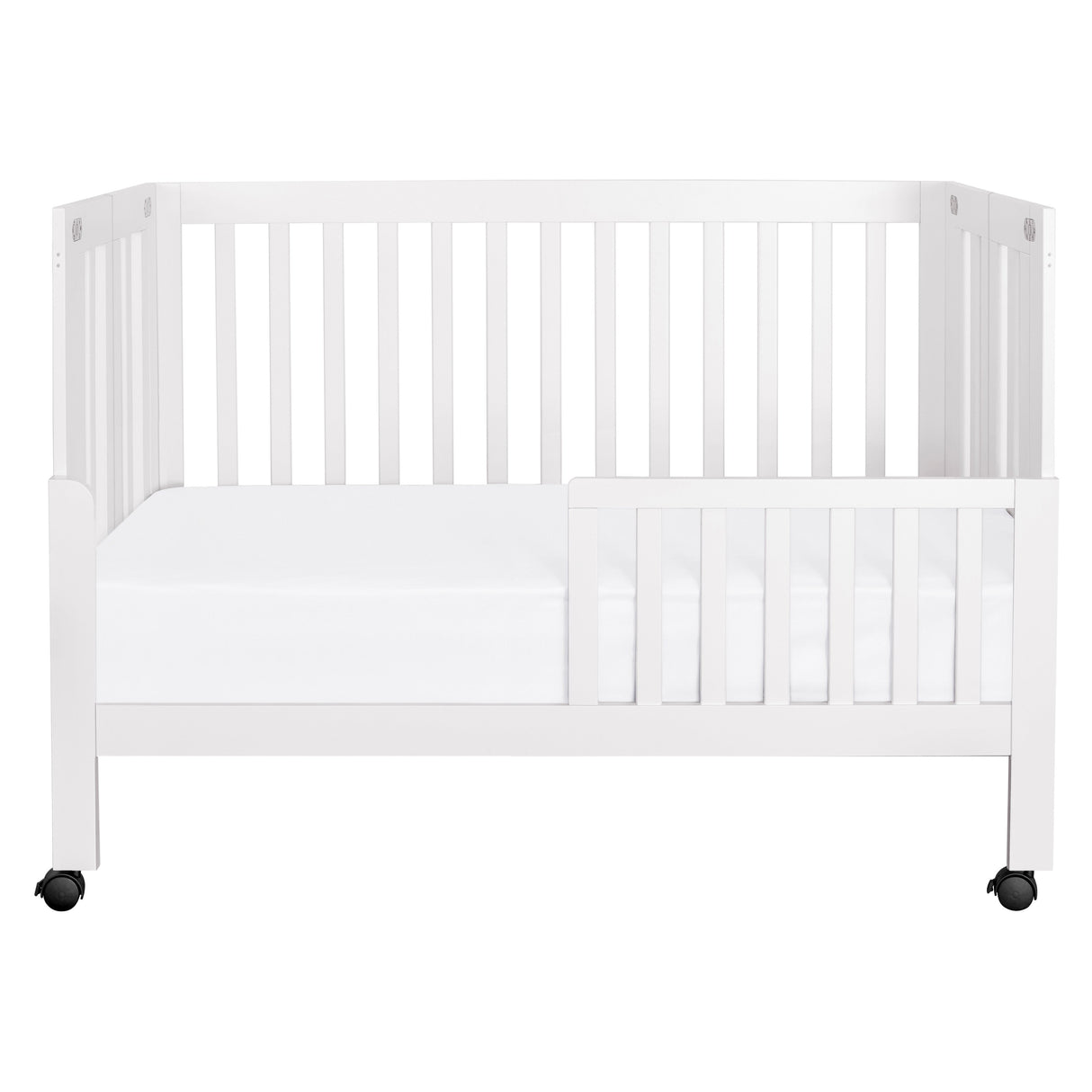 Babyletto Maki Portable Folding Crib with Toddler Bed Conversion Kit