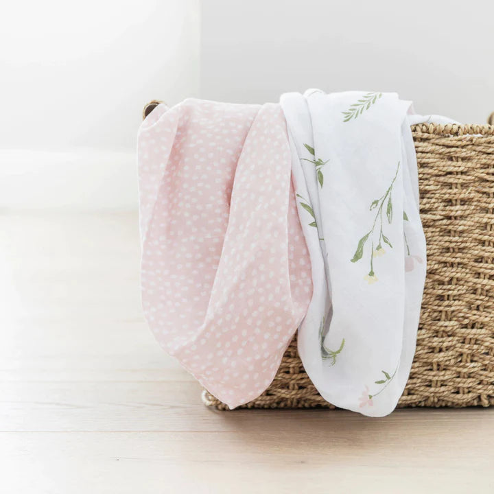 Cotton Muslin 2 Pack Swaddles in Floral Fields by Saranoni