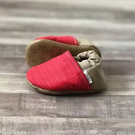 Trendy Baby Mocc Shop - Red Plaid And Tan Moccasins