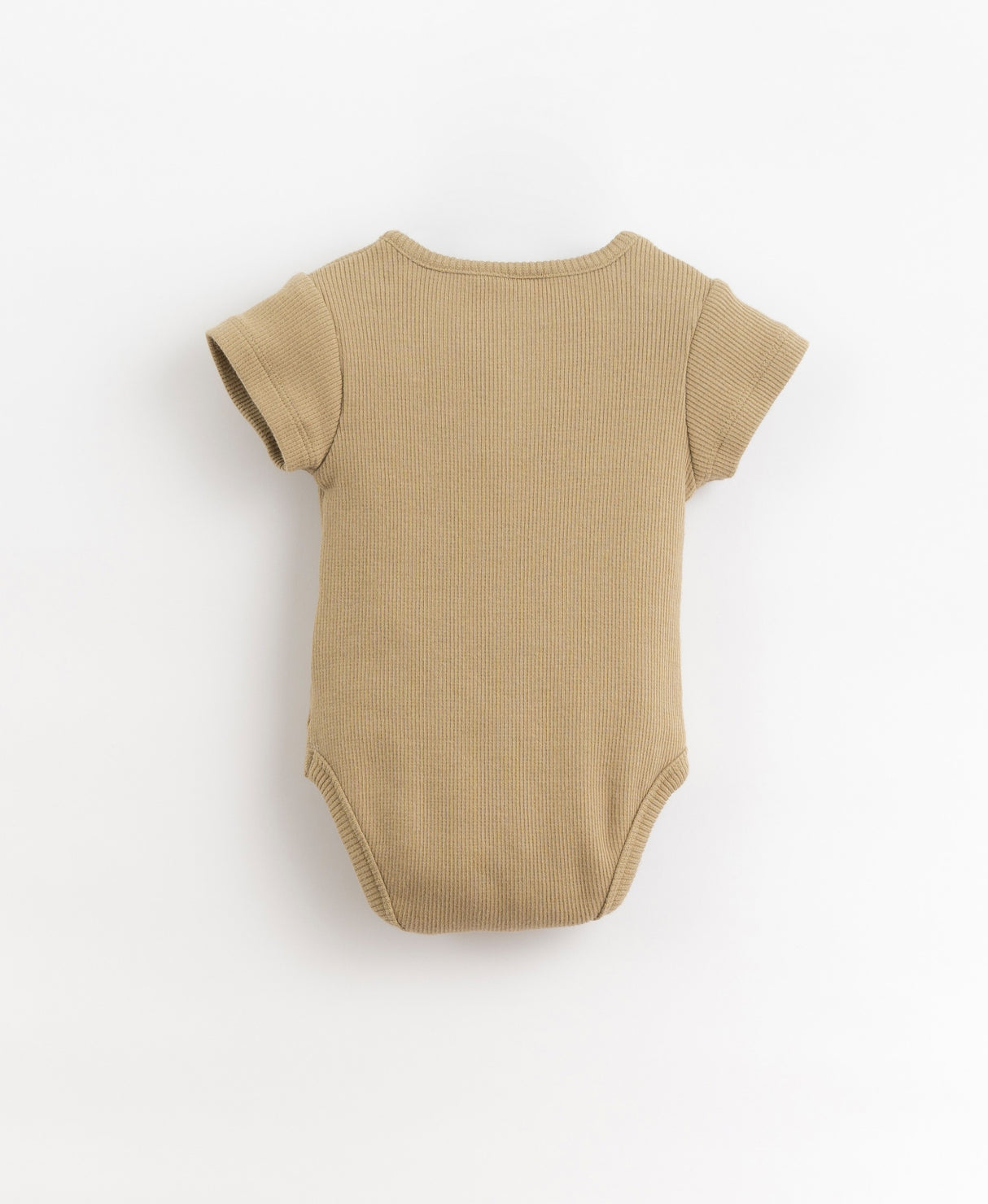 Rib Body with coconut buttons | Play Up