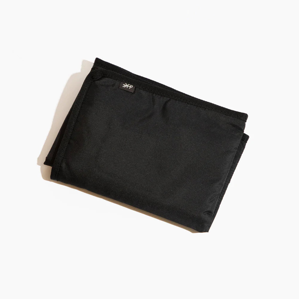 Jet Berlin Changing Clutch by Freshly Picked