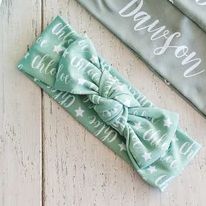 Sugar + Maple Personalized Bow | Star Icon Repeating Name