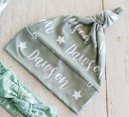 Sugar + Maple Personalized Knotted Baby Hat | Star Icon Repeating Name