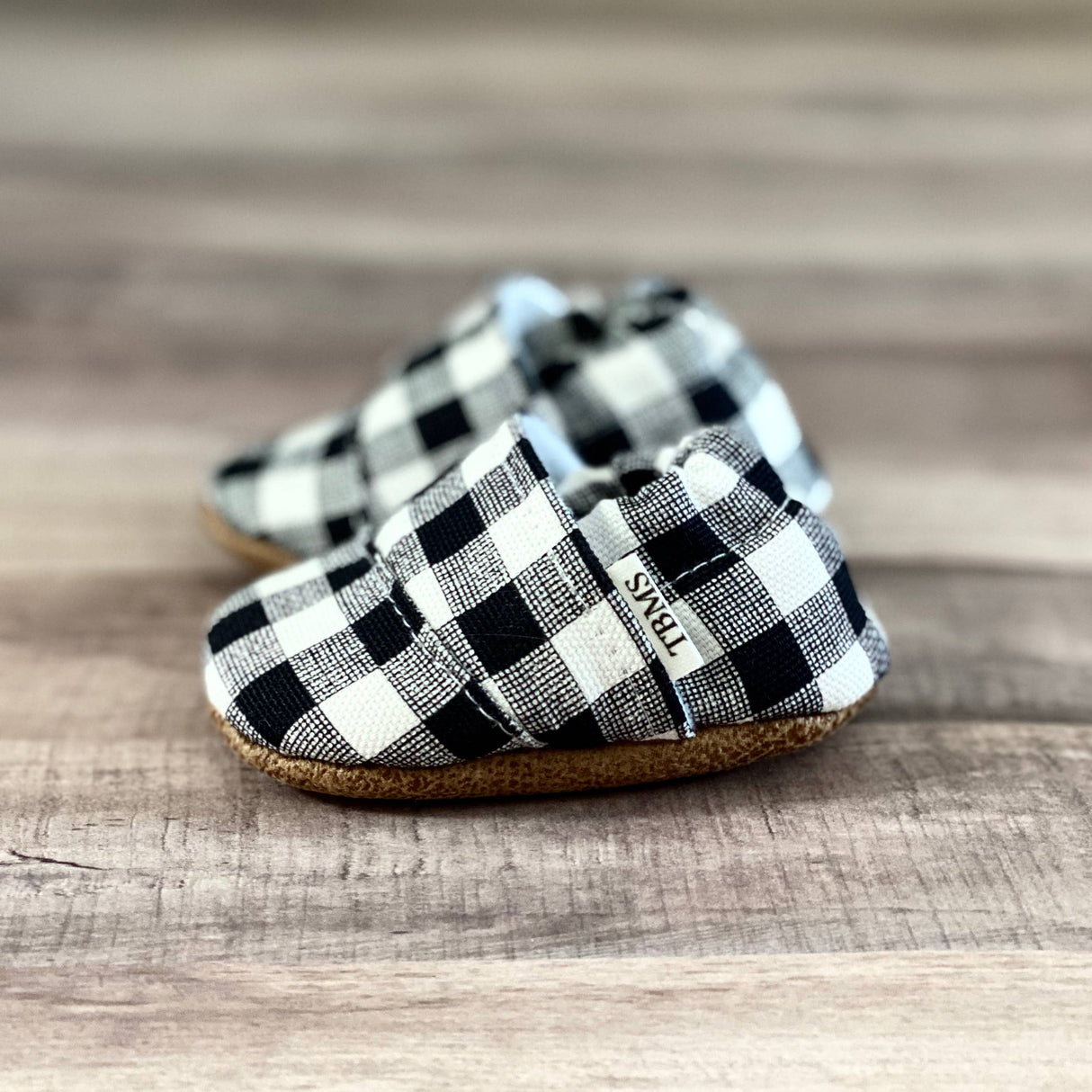 Trendy Baby Mocc Shop - Black And White Buffalo Check Angled Moccasins