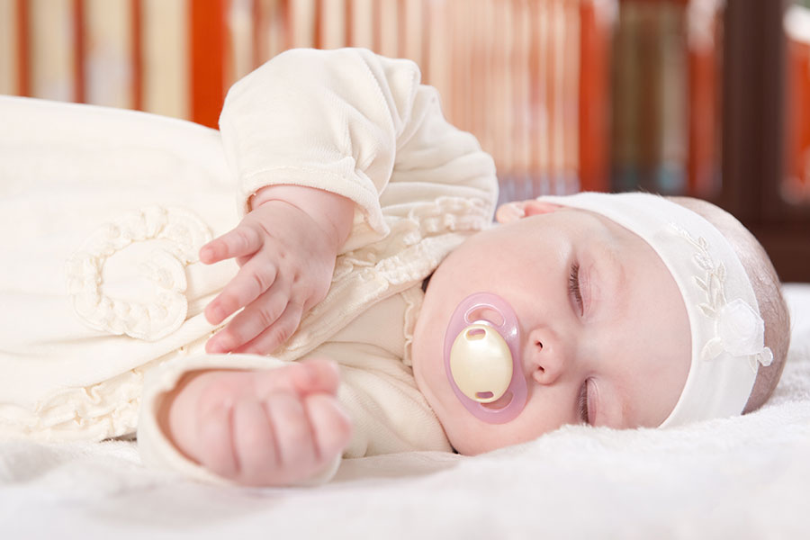 Can Newborns Sleep With A Pacifier? Is It Safe? – Pi Baby Boutique