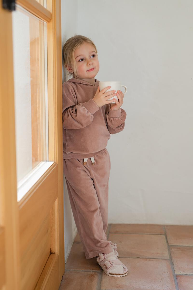 oriana pants in mauve by 1+ in the family