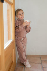 oriana pants in mauve by 1+ in the family