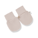 Nura Mittens by 1+ in the family