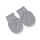 Nura Mittens by 1+ in the family