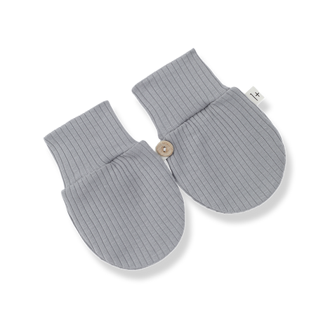 Nura Mittens by 1+ in the family