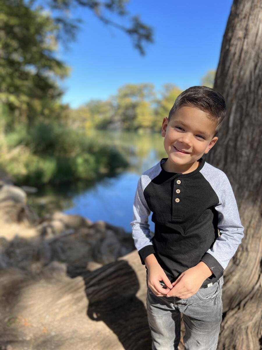 Black/Grey Lugoff Raglan Henley by Me & Henry