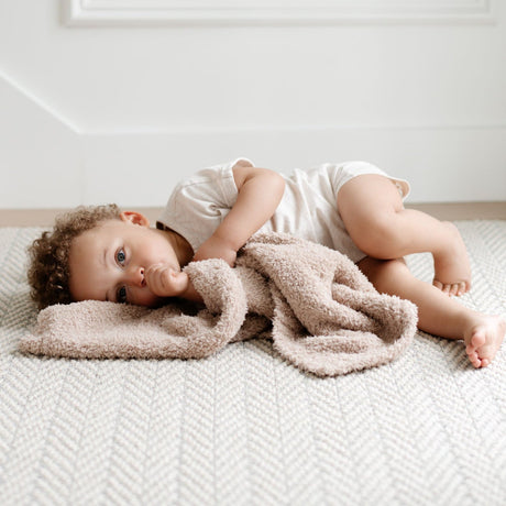 Bamboni Mini Blanket in Birch by Saranoni