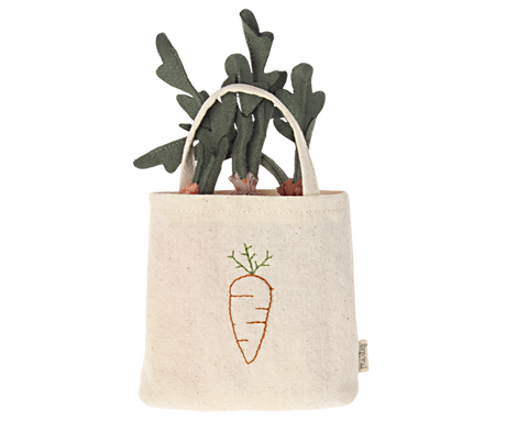 Carrots in Shopping Bag by Maileg