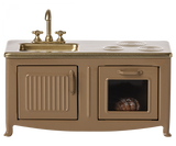 Kitchen, Mouse - Light brown by Maileg