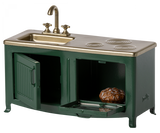 Kitchen, Mouse - Dark green by Maileg