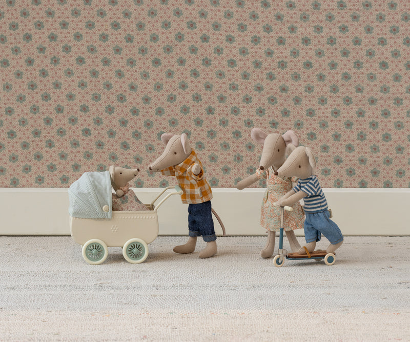 Kick board, Mouse - Blue by Maileg