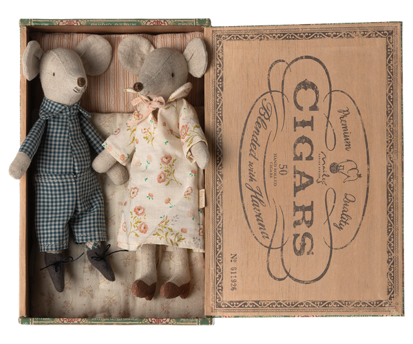 Grandma & Grandpa Mice in Cigarbox by Maileg