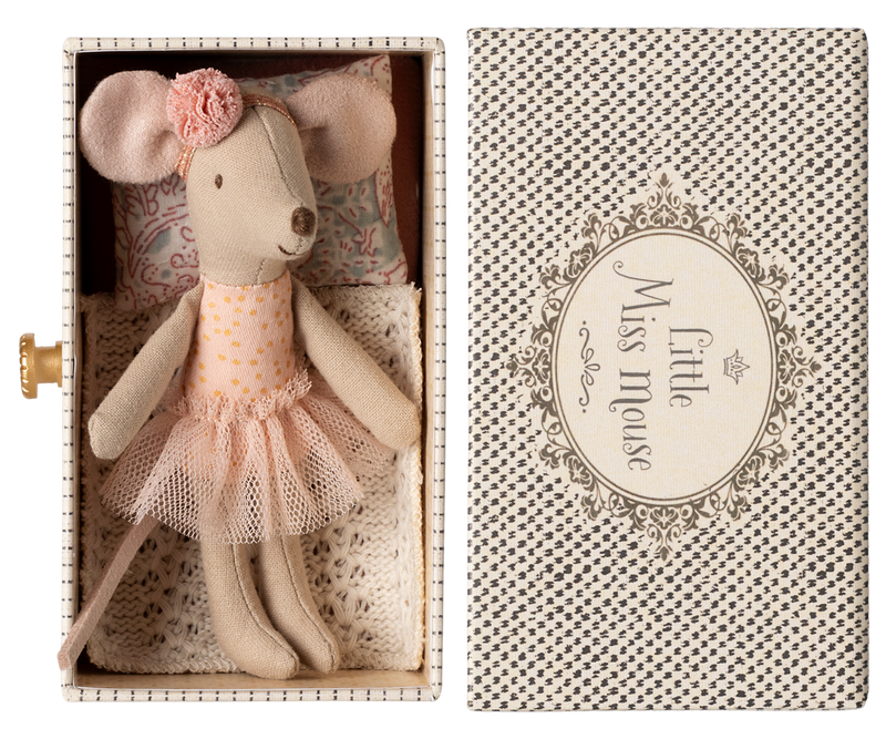 Dance mouse in daybed, Little sister by Maileg