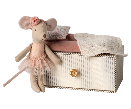 Dance mouse in daybed, Little sister by Maileg