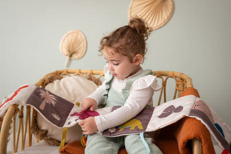 Activity Book 2 in 1 - Dino Friends by Little Big Friends