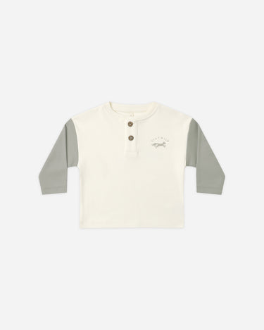 Long Sleeve Henley Tee || Laurel by Quincy Mae