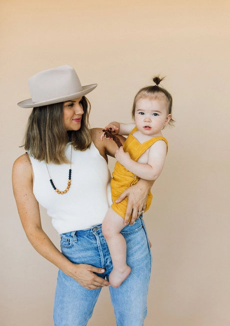 The Knox Teething Necklace by Chewable Charm