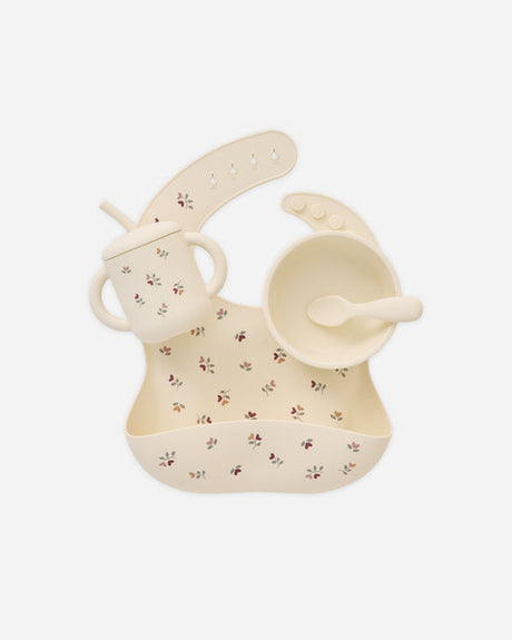 Mushie x Quincy Mae Feeding Kit || Heart Ditsy